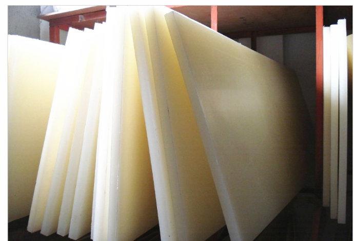 尼龍板和電木板有哪些具體區別?