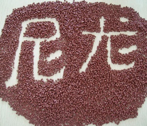 除了光澤度透明尼龍這點也重要!