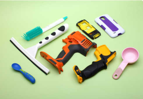 塑料光亮件表面出現(xiàn)許多細(xì)小麻點(diǎn)的原因及消除辦法